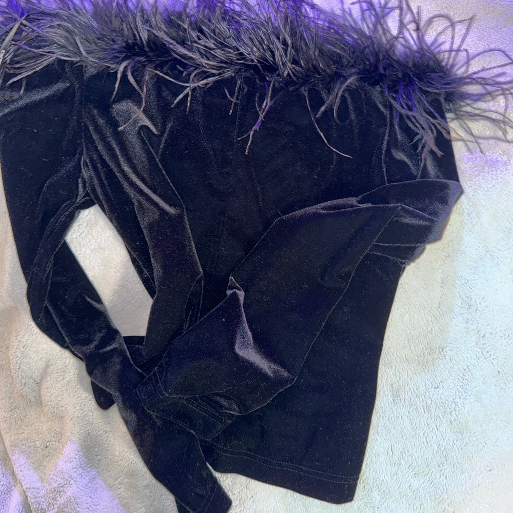 Cachet Black Long Sleeve Top with Feather Trim - Picture 3 of 7